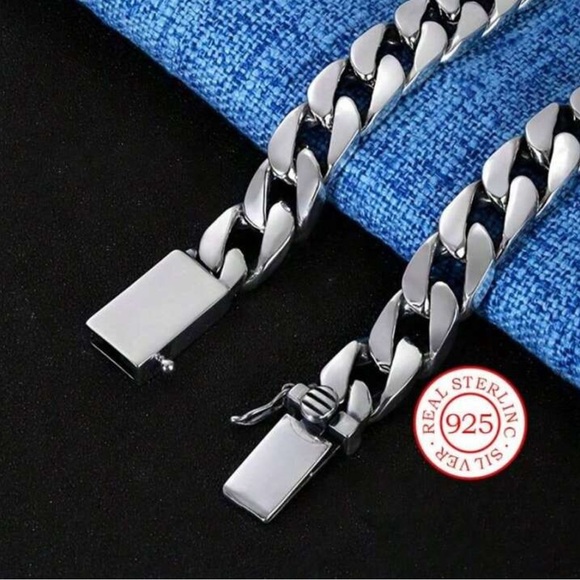 Sterling Silver Chain Bracelet - Picture 5 of 5